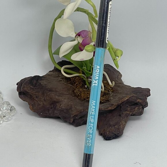 Make Up For Ever Aqua XL Waterproof Eye Pencil - M 26 Matte Pastel Blue - Sealed - Picture 1 of 4